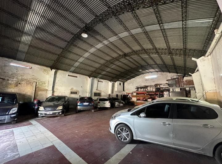 Deposito en Venta - 335 m² - Sarandi. - 5