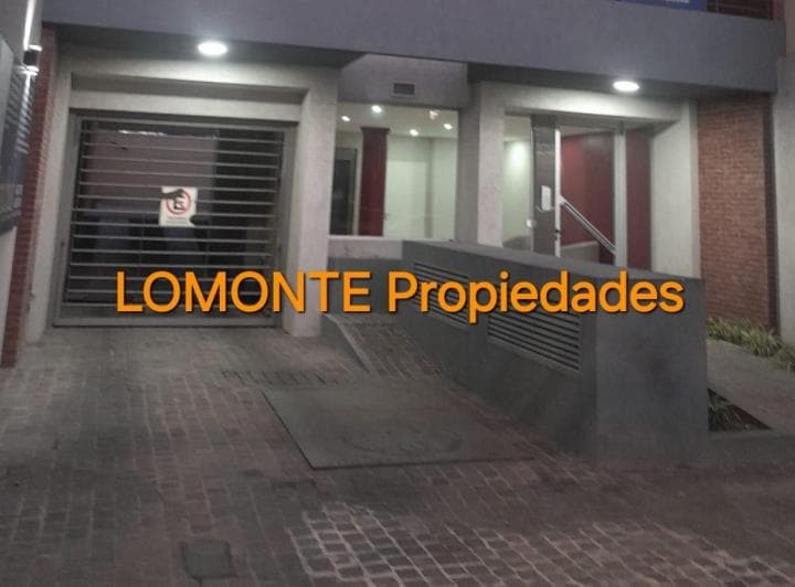 Depéartamento 2 Amb. S/piso Céntrico Lanús Oeste. (Posibilidad de Cochera) - 2
