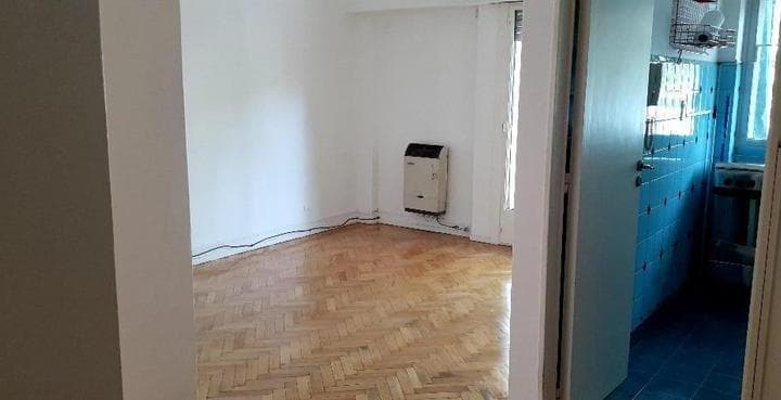 Muy Lindo Departamento 2 Ambientes 2º Piso X Escalera - 3