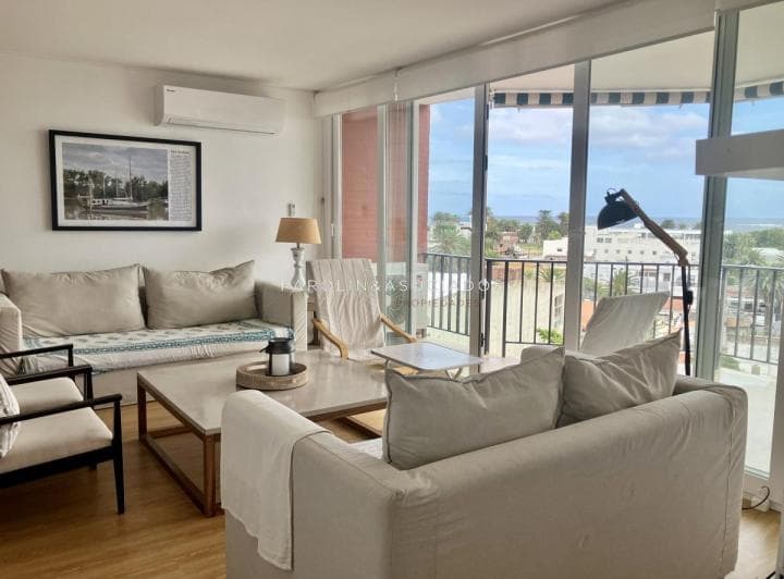 Apartamento en Península 3 Dorm. con Garage en Alquiler - 4