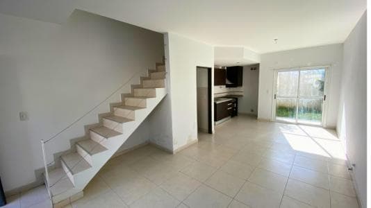 Duplex en Zona Universidad de Moreno - 2