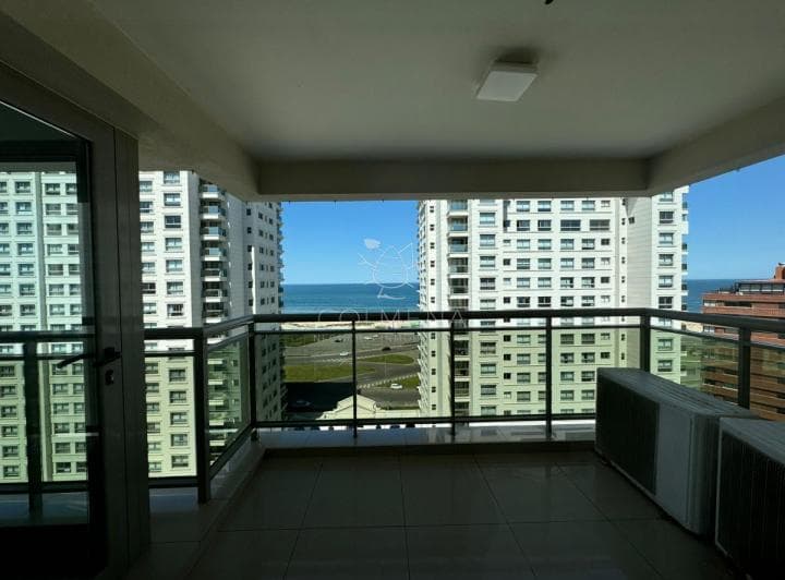 Apartamento en Brava, 3 Dorm. * - 4