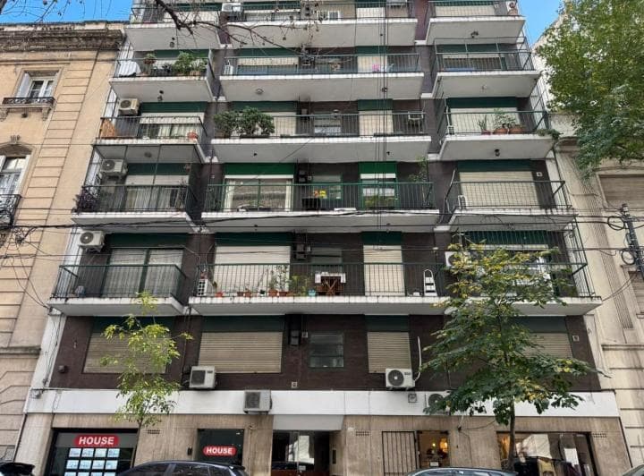 Oportunidad! Venta Semi Piso de 2 Ambientes, Último Piso, Recoleta - 5