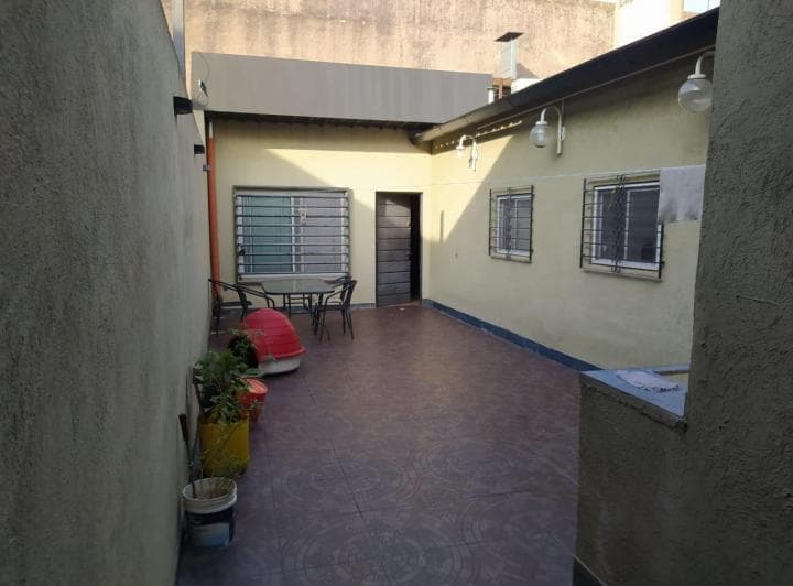 Casa 5 Ambientes en Caseros, en Excelente Estado. - 2