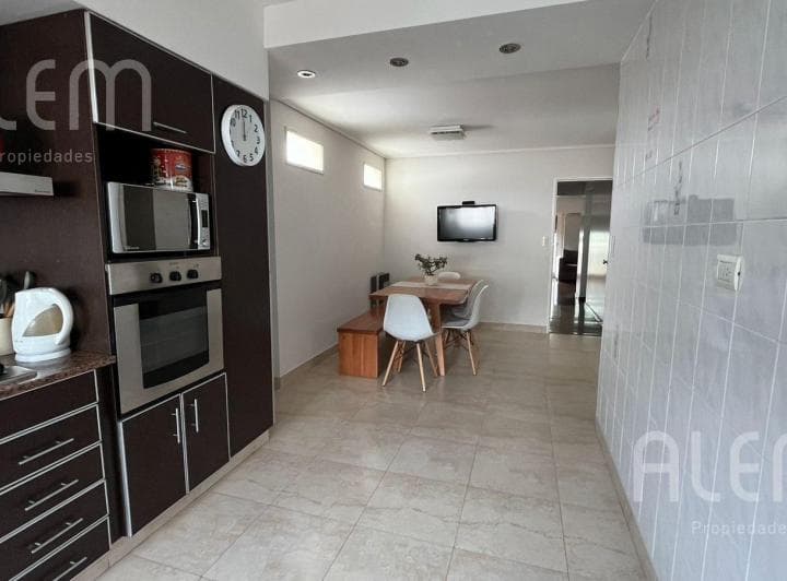Departamento de 3 Dorm. en Lomas de Zamora - 3