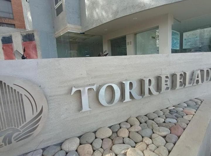 Departamento en Venta 1 Dormitorio con Balcón Torre Eladia - 3