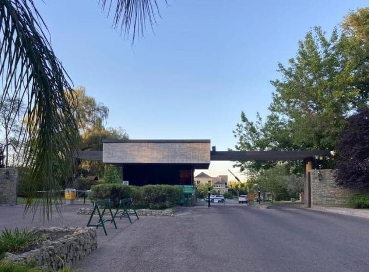 Lote en Barrio Privado Farrel - 4