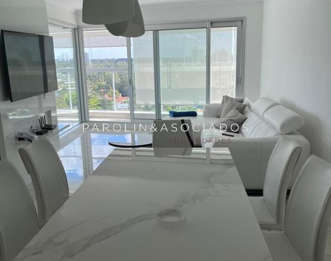 Apartamento de 2 Dorm. en Alquiler Temporal en Punta del Este, Miami Boulevard, Playa Mansa - 3