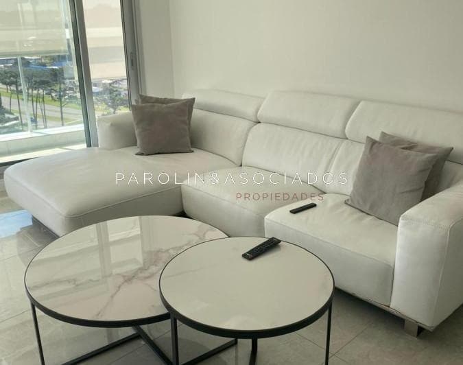 Apartamento de 2 Dorm. en Alquiler Temporal en Punta del Este, Miami Boulevard, Playa Mansa - 5