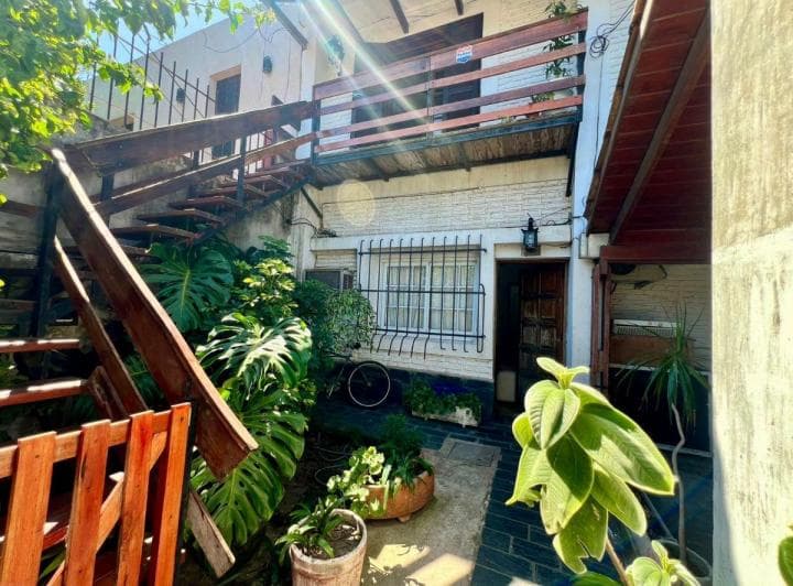 Venta Casa 4 Dorm. con Cochera - Barrio Alberdi. Rosario - 3