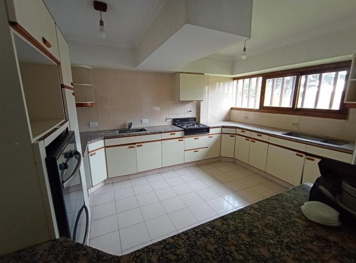Chalet 5 Amb. 183 m². - Lote 333 m². - Caisamar - 5