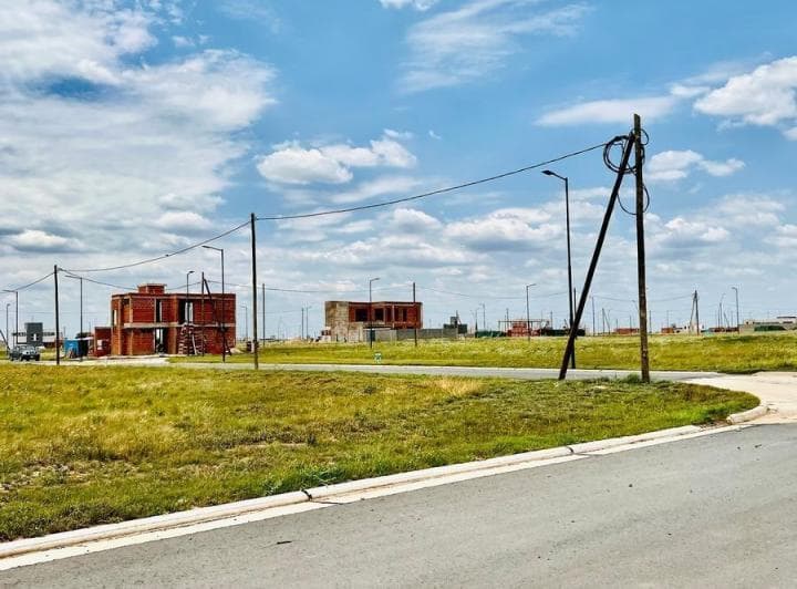 Terreno en Venta Abras de Manantiales - Residencial - 3
