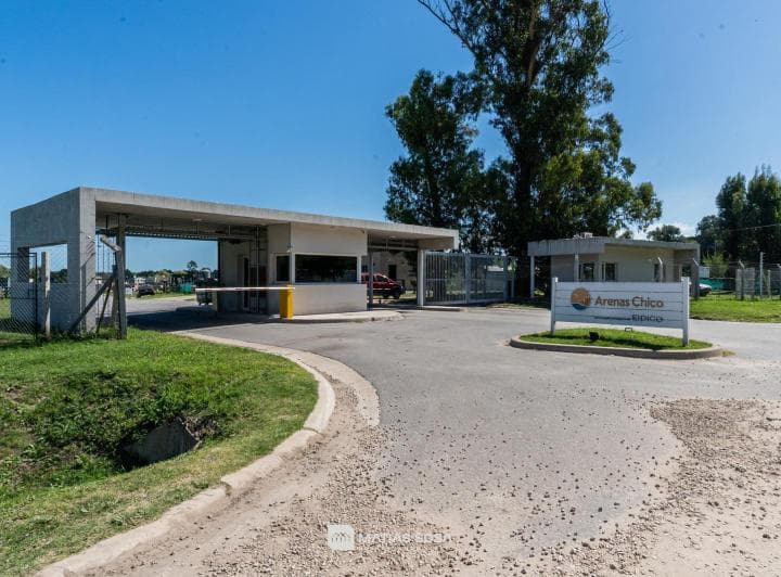 Venta - Lote 81 - Excelente Orientacion - Barrio Privado Arenas Chico - 3
