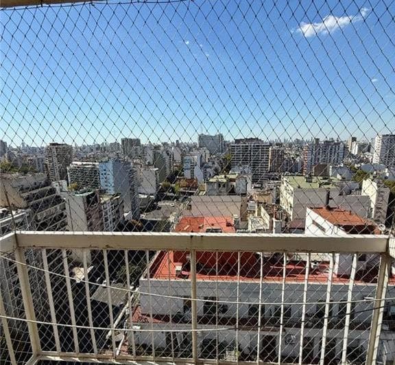 2 Amb Al Frente con Balcón. Impecable Estado. Excelente Luminosidad y Vista Panorámica. Cocina (Mue - 2