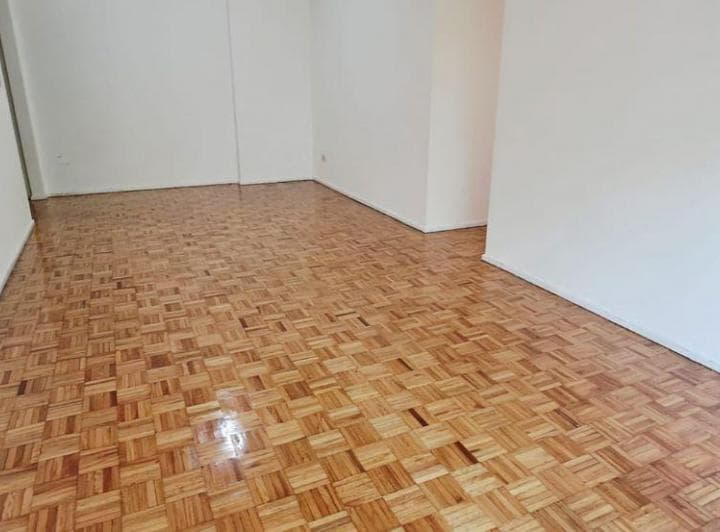 Departamento en Venta 4 Amb Al Frente C/balcón en Parque Patricios - 5