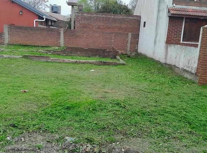 Lote en Esquina a 3 Cuadras del Mar! - 5