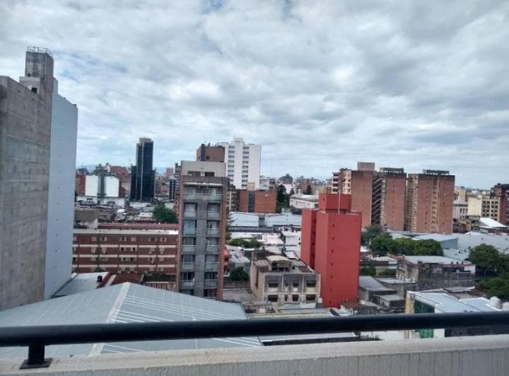 Departamento en Venta de 2 Dorm. con Doble Balcón Terraza - Barrio Sur - 4