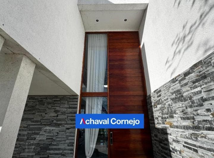 Venta y Alquiler Anual - Casa Al Agua 4 Dorm. y Muelle - Barrio Marinas, Puertos - 3