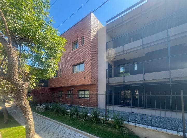 Venta| Departamento 3 Dorm. con Terraza Propia y Cochera en Parco Flats - Barrio Jardín - 3