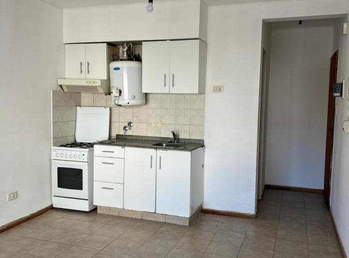 Venta Departamento Monoambiente con Balcon en Luis Agote - 4