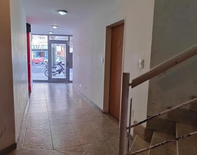 Venta Departamento Monoambiente con Balcon en Luis Agote - 5
