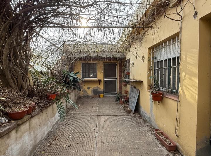 Casa de 123 m², Barrio Parque Coronel Brandsen. - 2