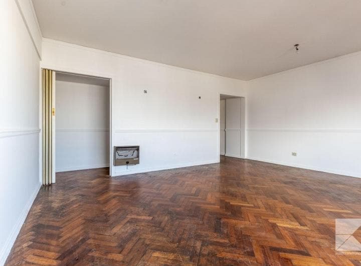 Retasado! Venta de Departamento 4 Ambientes con Dependencia en Caballito, Capital Federal - 4