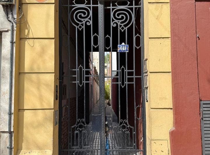 Casa de Pasillo con Gran Potencial en Pichincha - 3