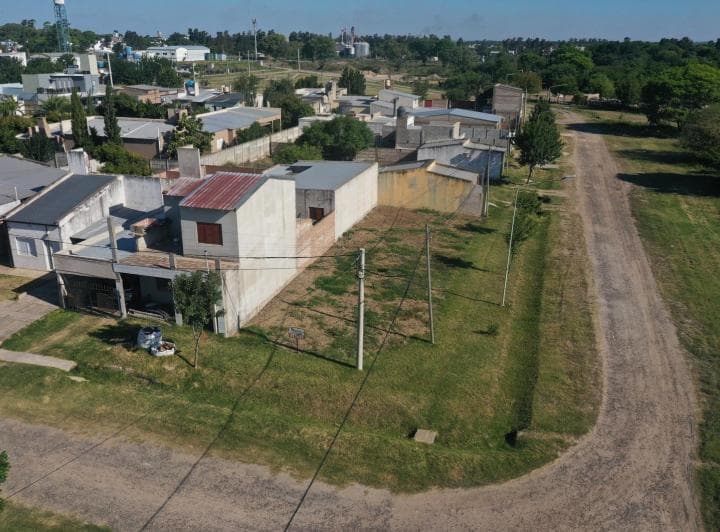 Venta Calle 209 y 211 Barrio Martin Fierro Avellaenda - 3