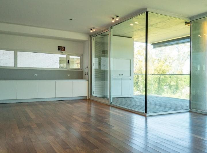 Departamento Piso Exclusivo de 2 Dorm. con Cochera Frente Al Club Ger - 4