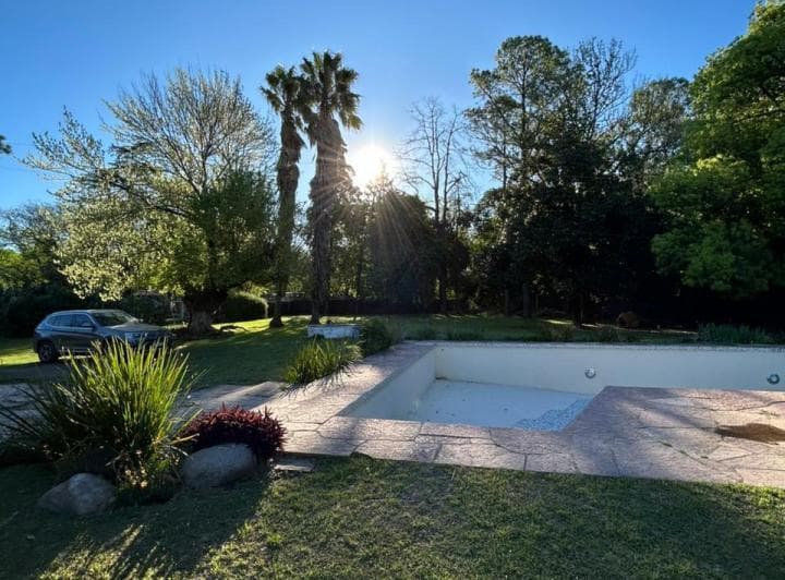 Casa Villa Allende Centro con Lote de 2200 m² - 5