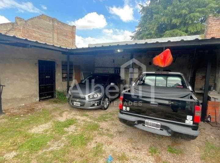 Venta Lote con Cocheras en El Palomar. - 4