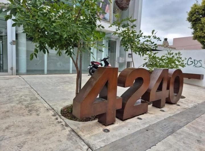 Oficinas en Venta en Complejo 4240 - Cerro de Las Rosas - 2