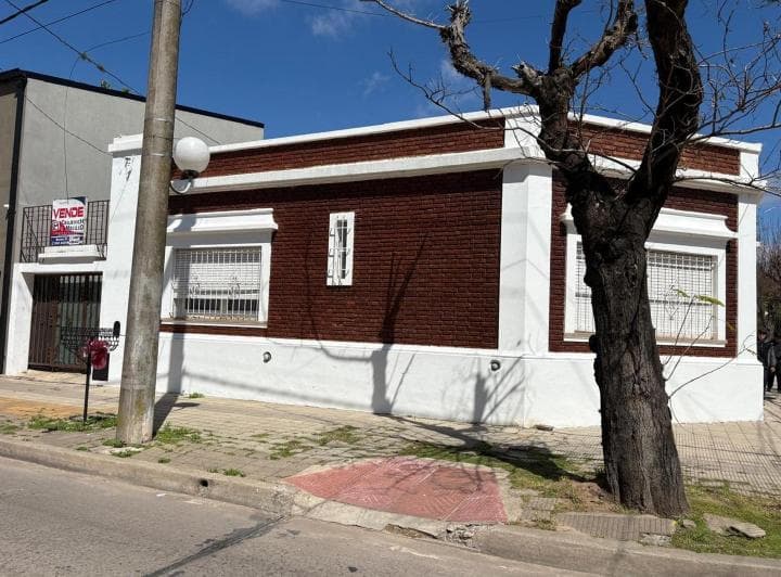 Casa Tipo PH en Venta Zárate - 3