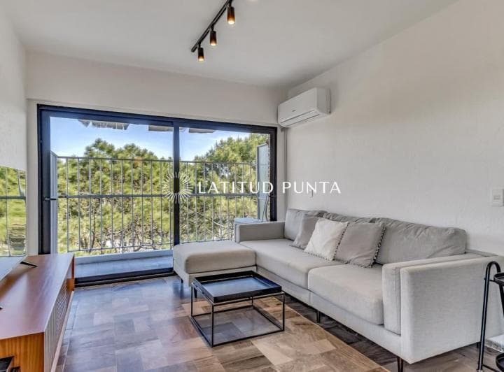 Apartamento en Mansa, 3 Dorm. Más Dependencia - 5