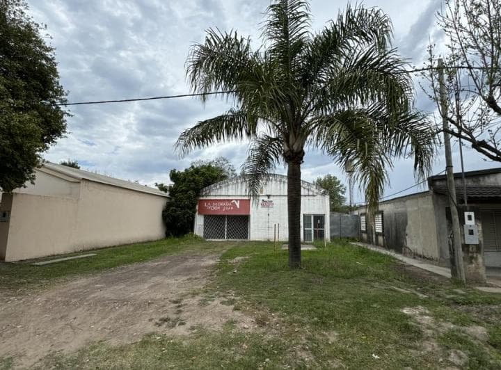 Venta Salon en Guadalupe Norte Prov. de Santa Fe - 4