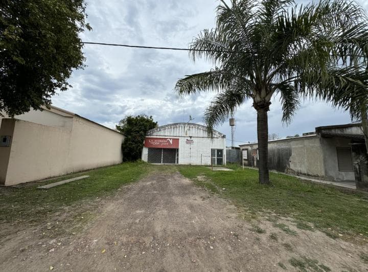 Venta Salon en Guadalupe Norte Prov. de Santa Fe - 2