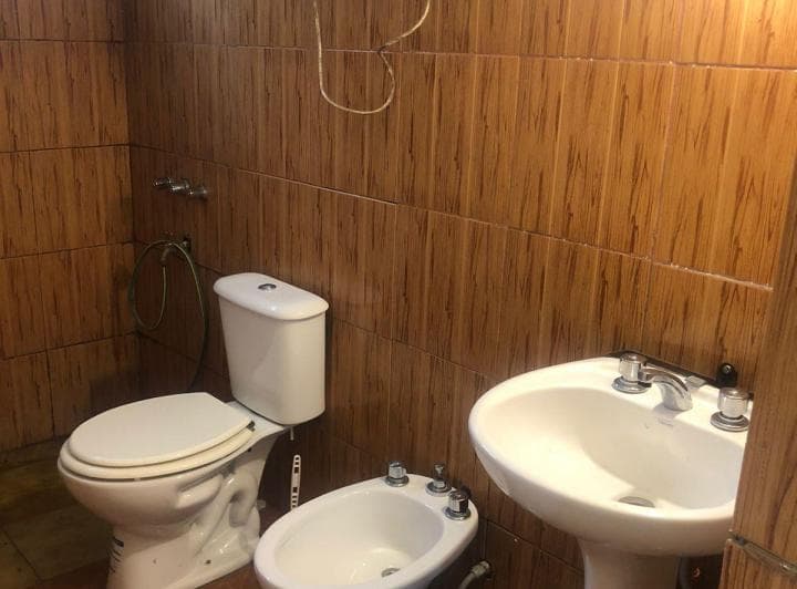 Venta de Hermoso Chalet en Barrio San Juan - 4