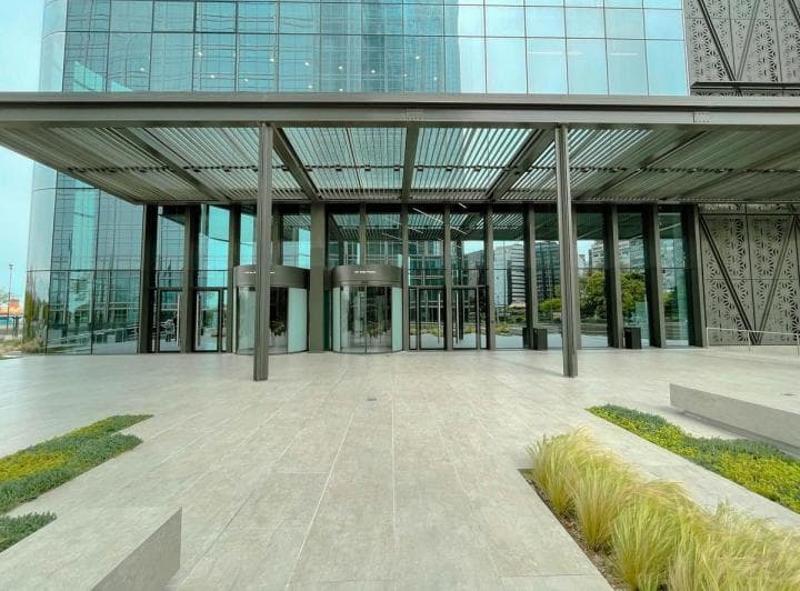 Oficina en Venta con Renta - Della Paolera 200, Catalinas - 5