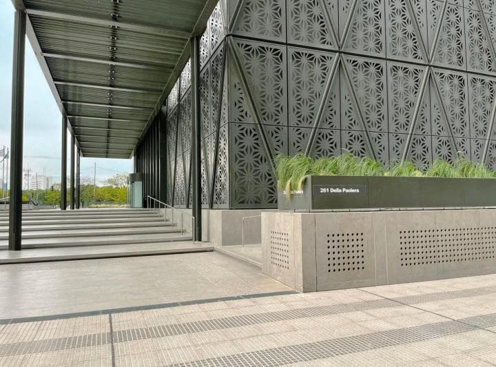 Oficina en Venta con Renta - Della Paolera 200, Catalinas - 3