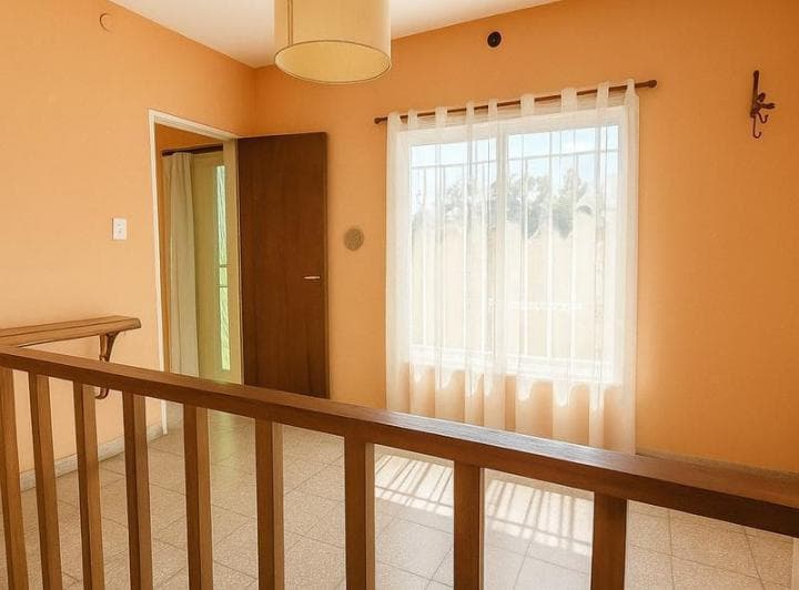 Venta Casa 2 Dorm. con Terraza - 3