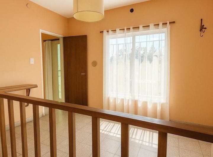 Venta Casa 2 Dorm. con Terraza - 2