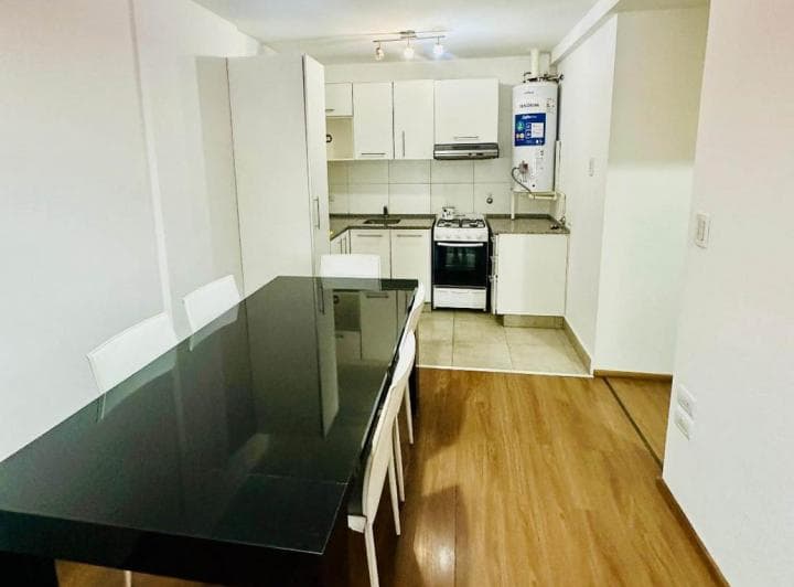 Departamento en Venta 1 Dormitorio con Patio Pichincha Rosario Santa Fe - 3