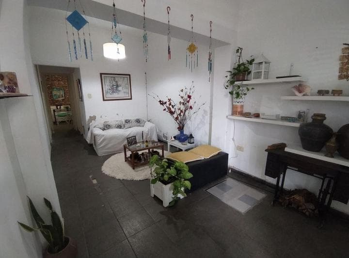 (42 y 11) Casa Centrica de 120 m² con (2) Dorm. y Patio en Venta en La Plata - 2