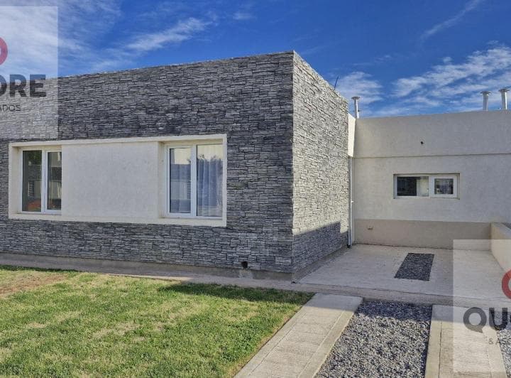 Casas de Las Falda, Cipolletti - 2