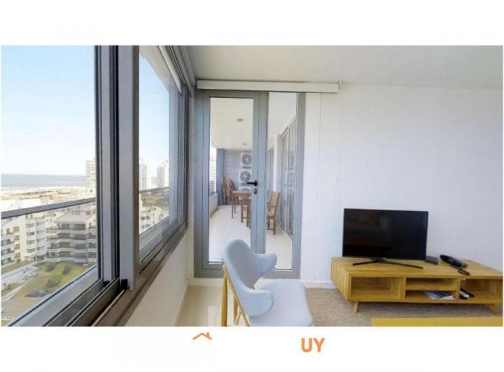 Apartamento en Venta de Dos Dorm. y Dos Baños. - 5