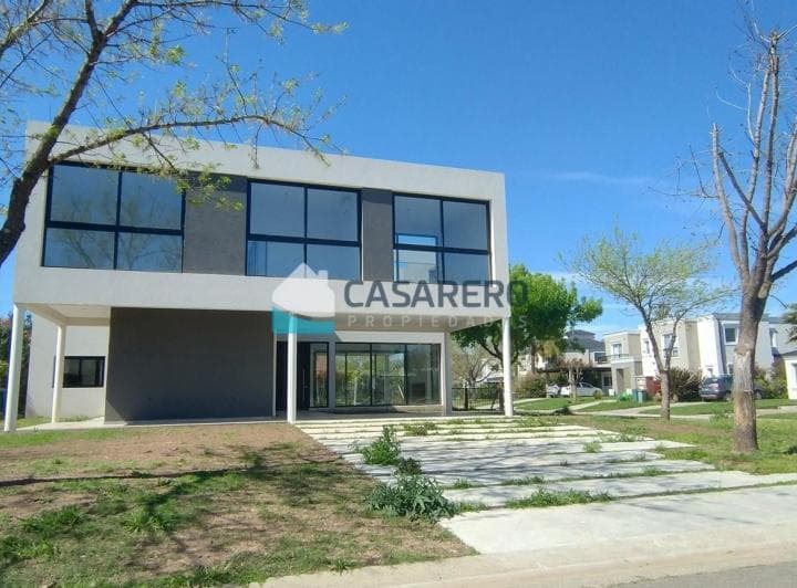 Casa Chalet en Venta en Haras Santa Maria, Escobar, G. B. a. Zona Norte - 2