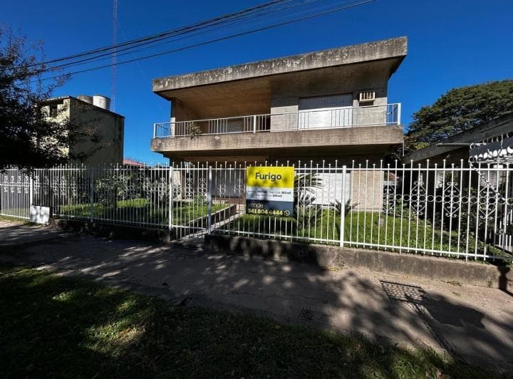 Casa 5 Dorm. en Soldini - 2