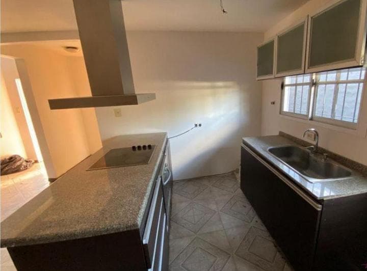 Duplex a La Venta en Oribe Esq. Thorne, Ituzaingo. Apto Credito - 4
