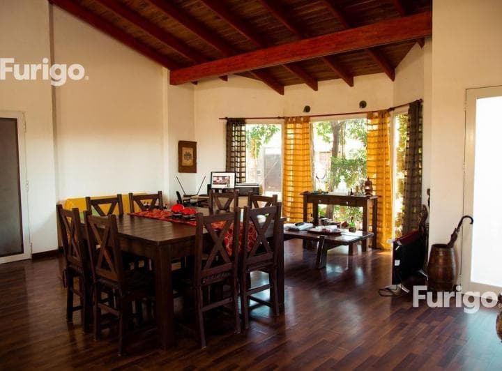 Venta Casa con Pileta en Casilda - 5